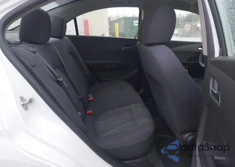 2016 Chevrolet Sonic Lt Auto из США, поврежденный, VIN 1G1JC5SH9G4181686